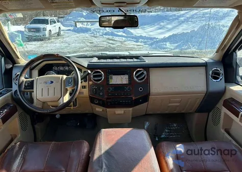 2008 Ford F450 Super Duty z USA, uszkodzony, nr VIN 1FTXW43R48EC40990